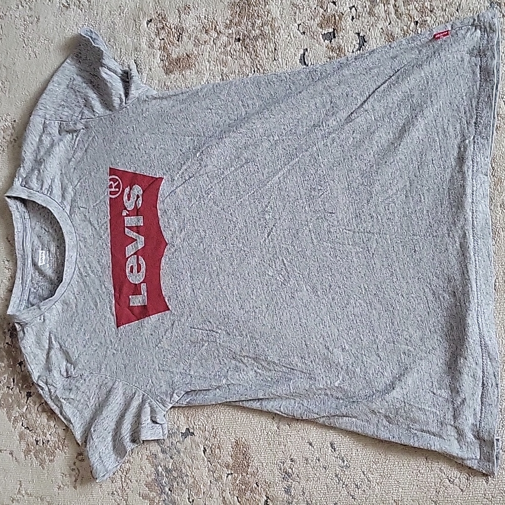 Levi's T-shirt